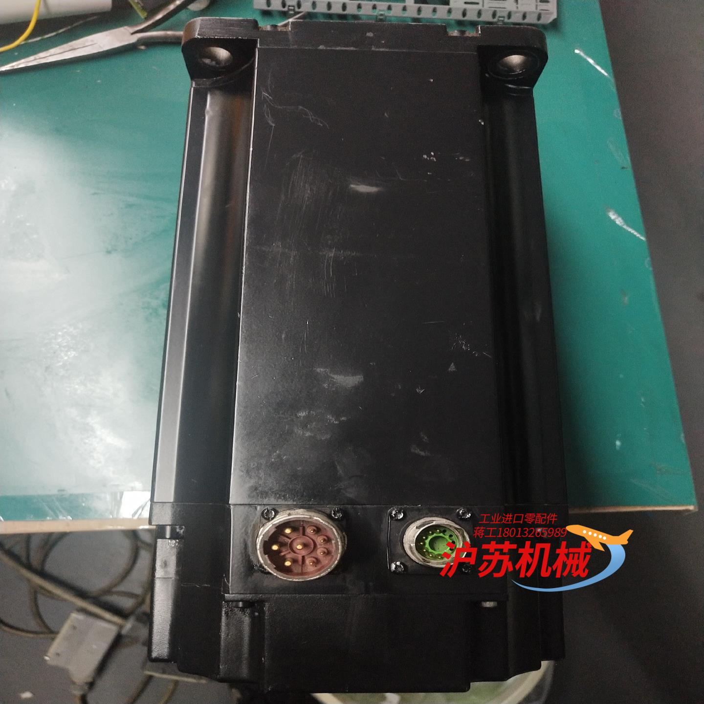 贝加莱安全电机  8LSA57.S1030C200-1原厂拆