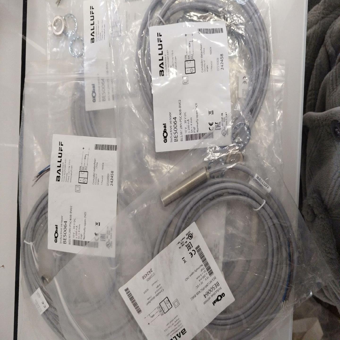 巴鲁夫 BALLUFF 传感器