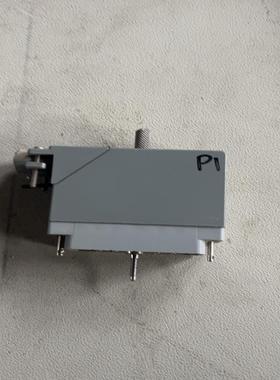 ELC08016特殊插头90芯议价