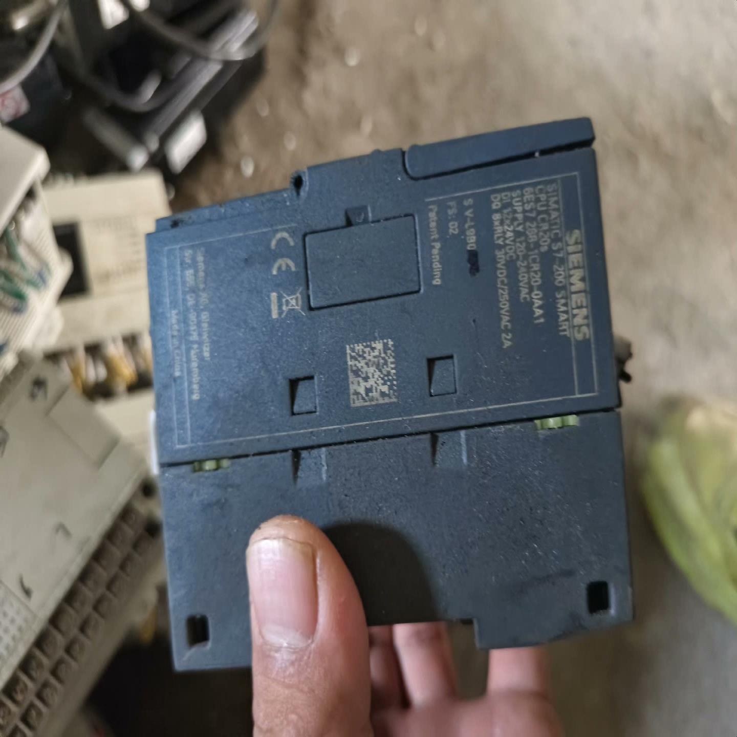 [德峰]西门子200smart cr20s包好的一个外观如图片运费到