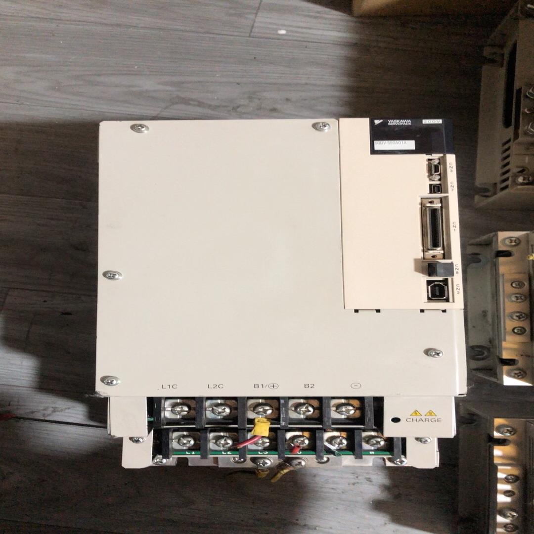 安川7.5KW驱动器SGDV-550A01A SGDV-55