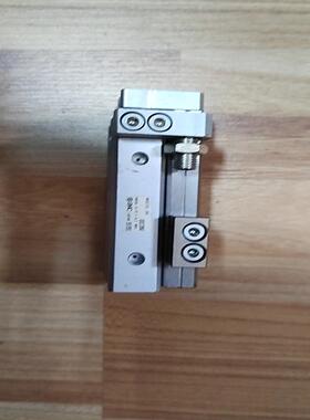 原装正品气缸MXQ12L-30带CS支架