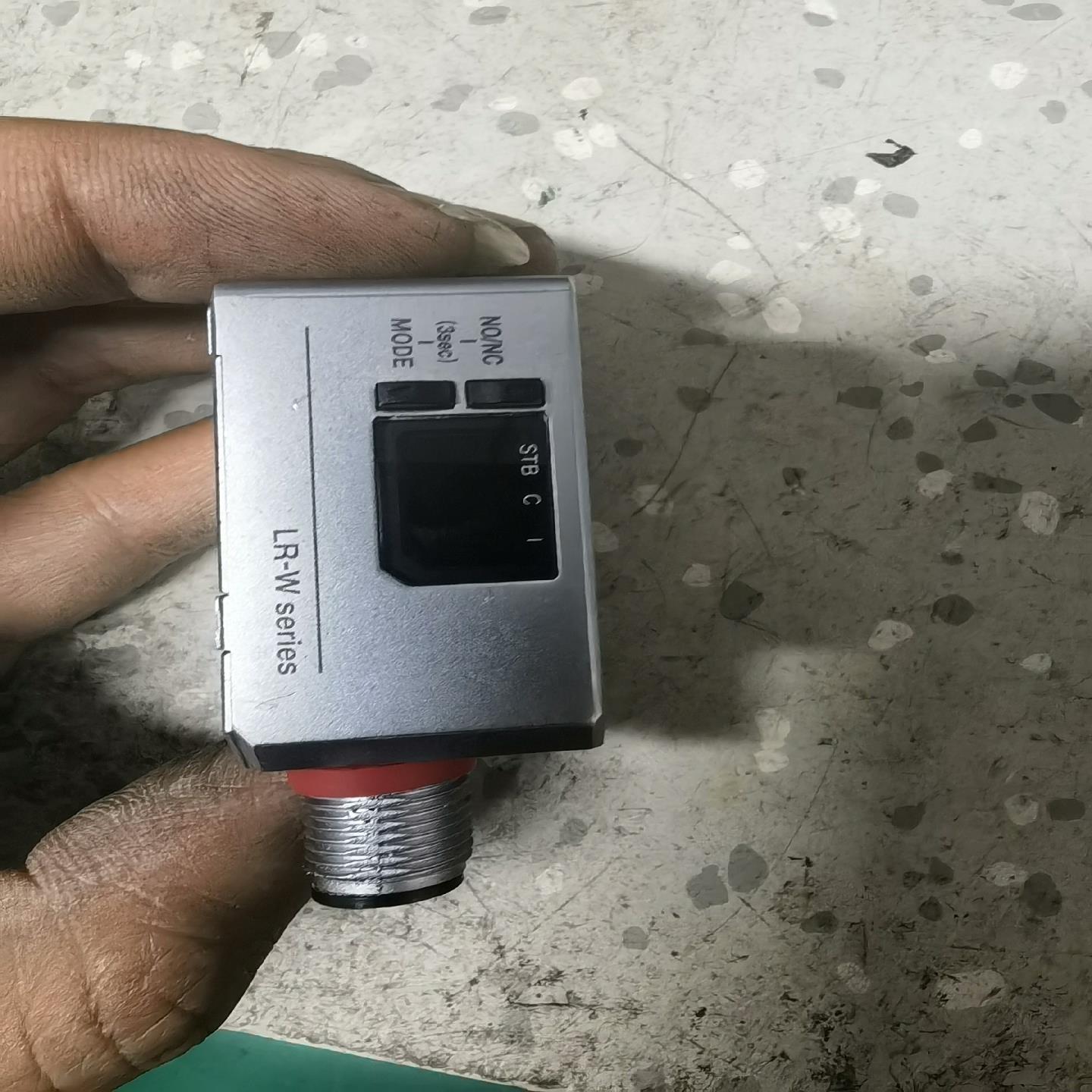（设备配件）基恩士传感器LR-W500C，成色95新，成色如