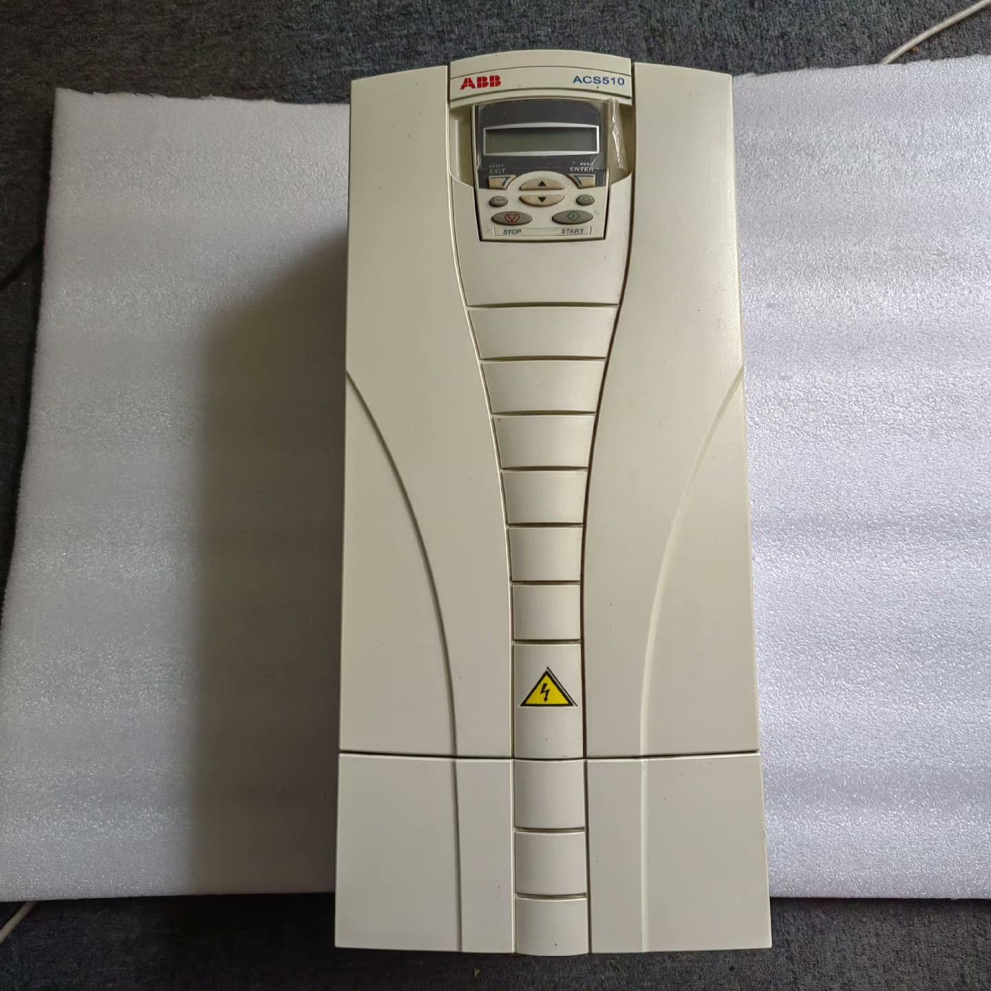 原装变频器，ACS510-01-031A-4功能完