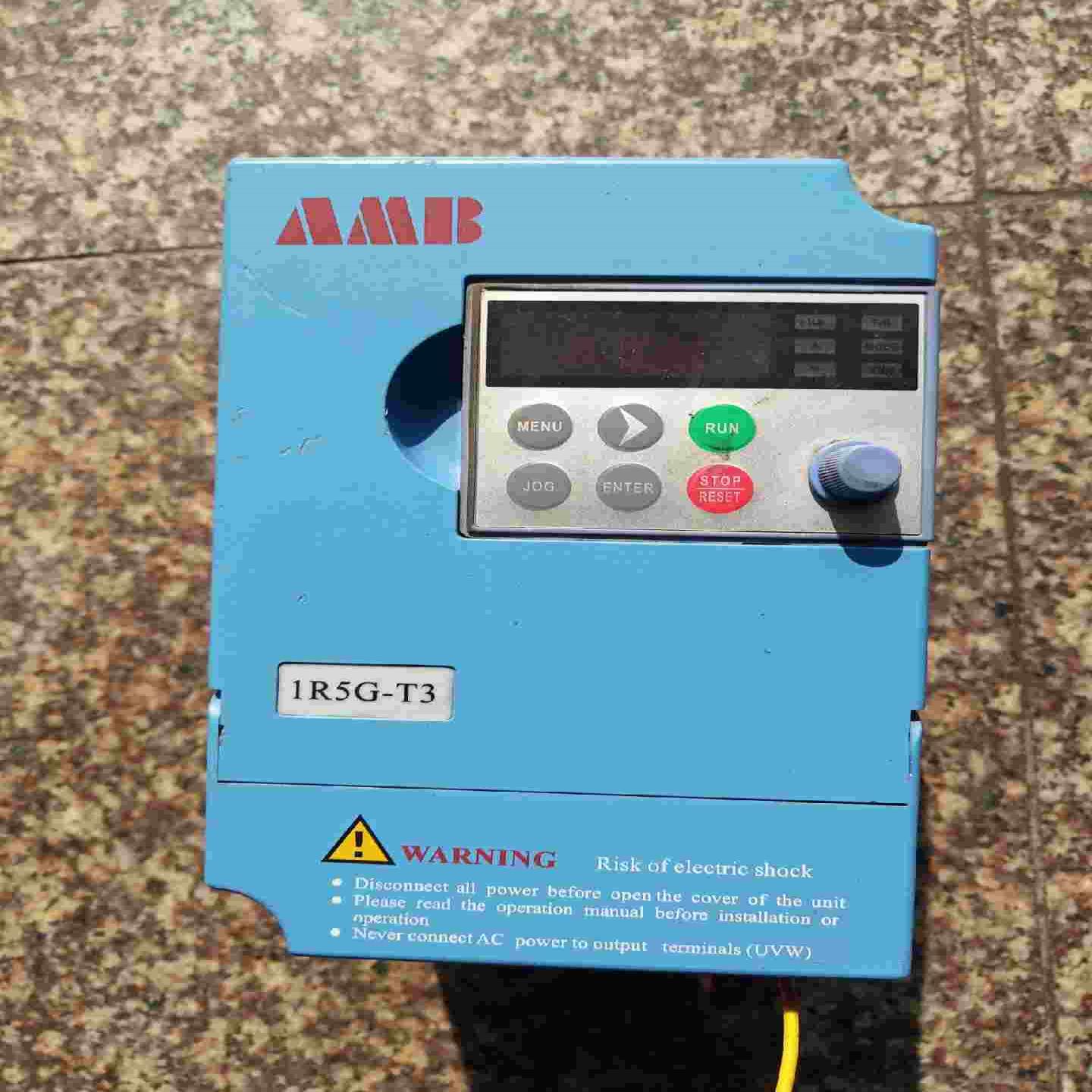 安邦信变频器1.5KW AMB100－1R5G-T3 拆(崽崽配件）