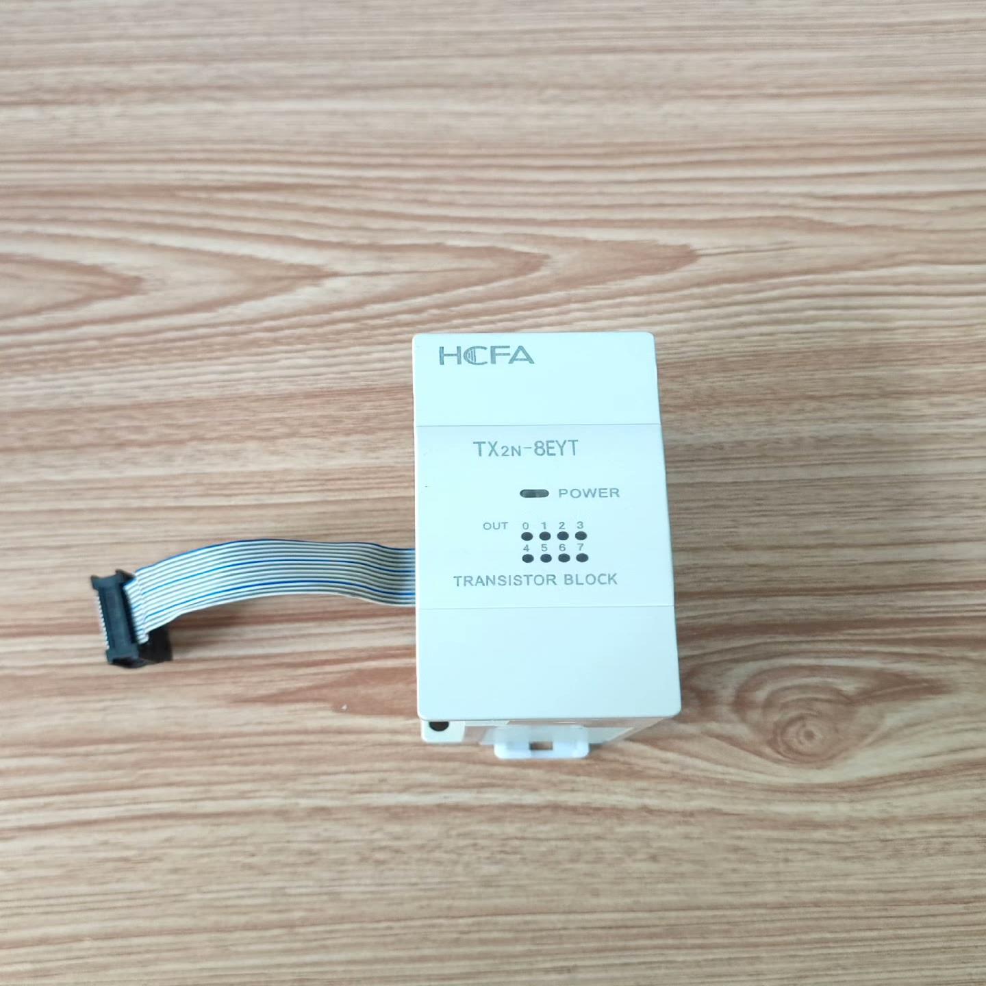 禾川扩展，TX2N-8EYT，1台，为