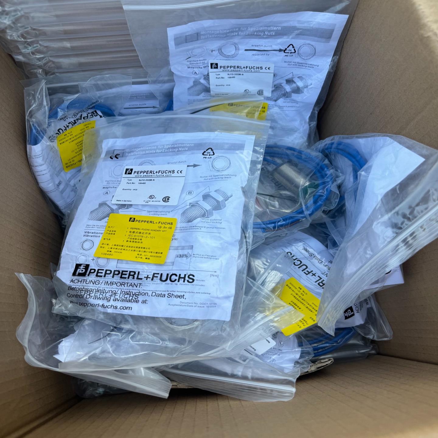 全新原装德国NJ10-30GM-N， 有15个