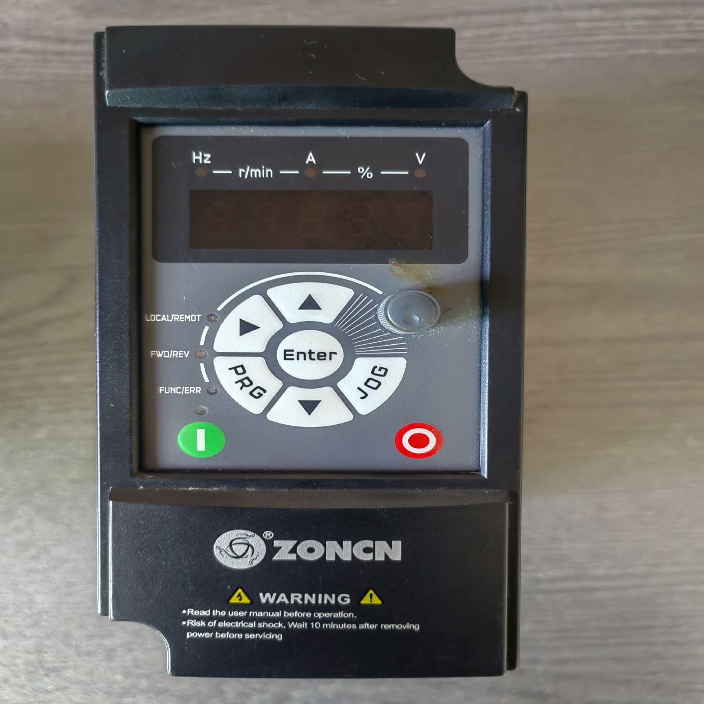 [德峰]上海公辰M0DEL:T9400-1R5G-VF 380V 1