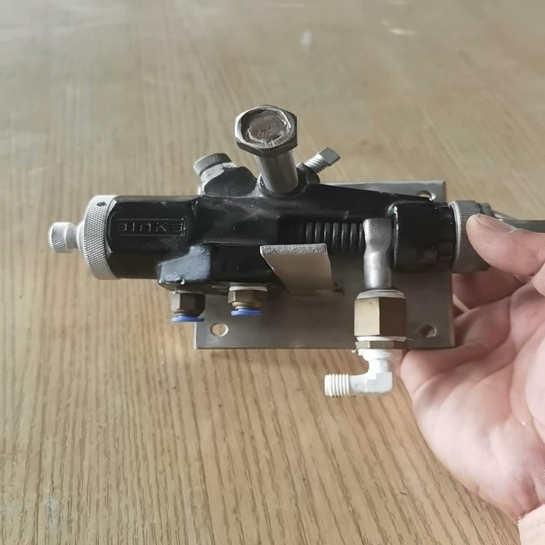 ：自动喷枪  宾克斯（binks）