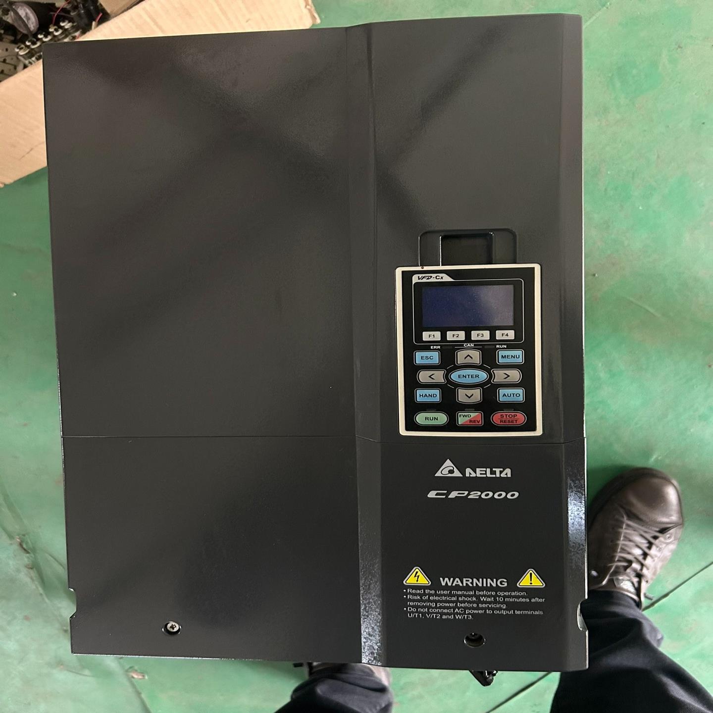 台达CP2000 变频器 VFD550C43S-21