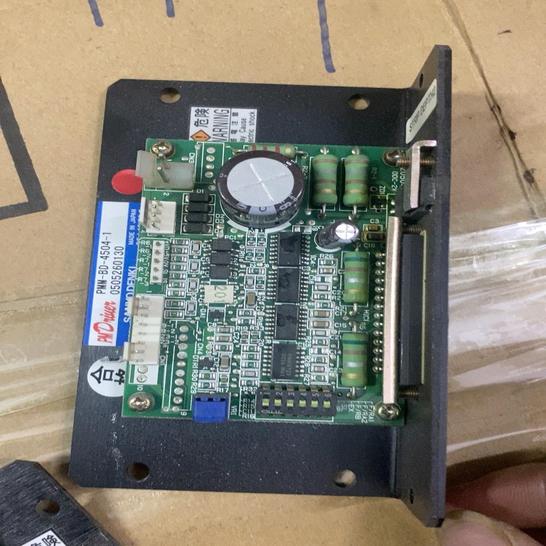 海外设备拆机驱动器和马达，PMM-BD-4504-1/只有一