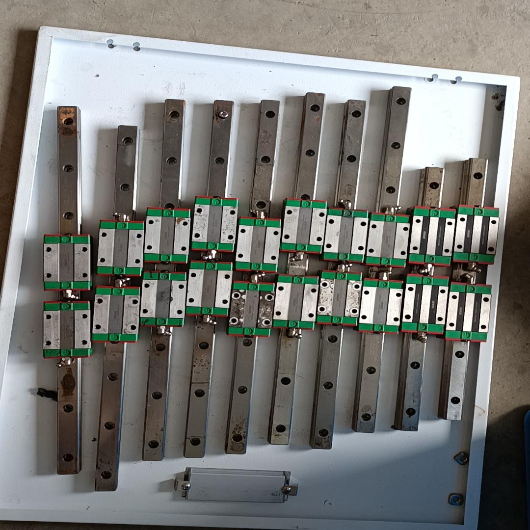 台湾正品上银滑块EGH20CA，