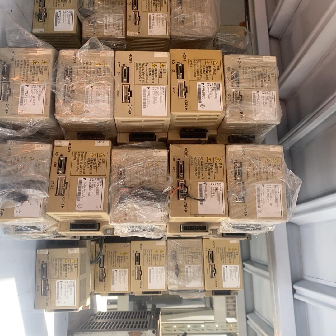 安川机器人SGDR-SDA060A01B成色好，便宜出