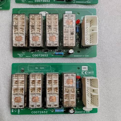 日立电梯配件控制柜继电器板C0072652  C002614