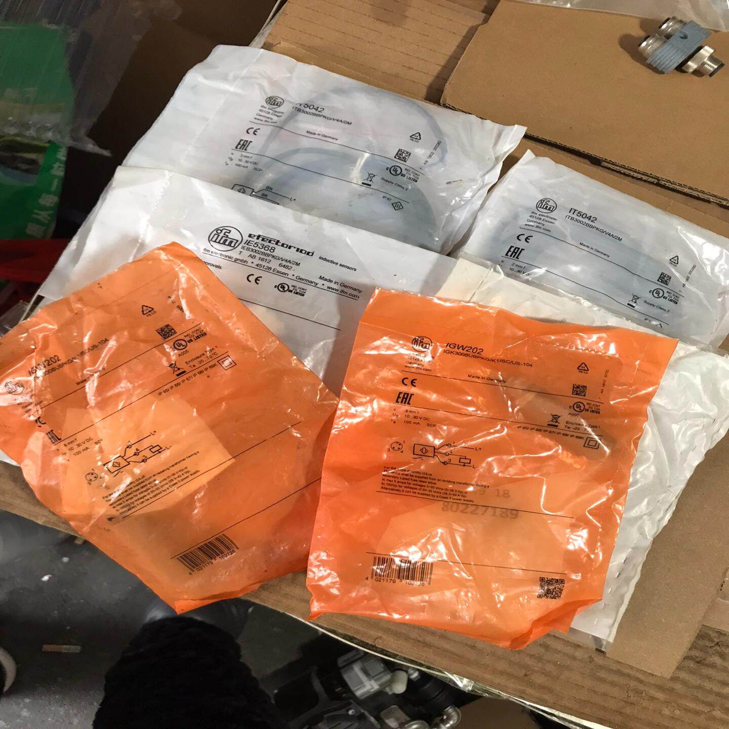 全新IFM易福门传感器IT50423、IE56381