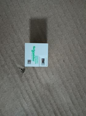 全新正品中间继电器RXM4LB1P7  50只