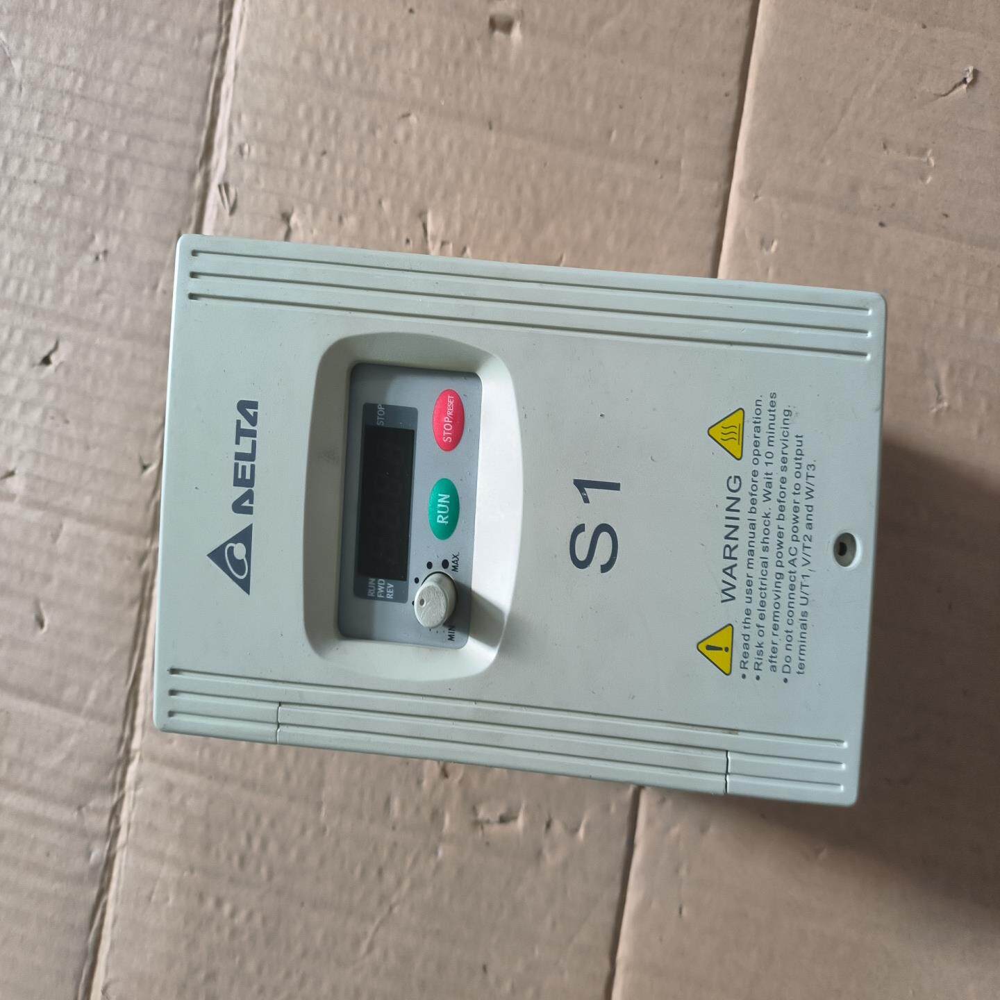 [德峰]实物VFD022S43D实价V2变频器.2380S1台达KW