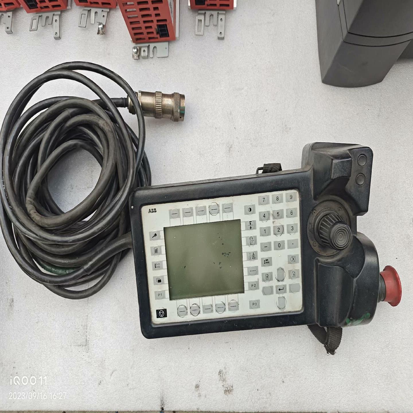 ABB示教器，物品实景，具体详情看图片，议价出售