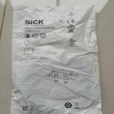IME12-08NPSZW2S   西克接近感应器