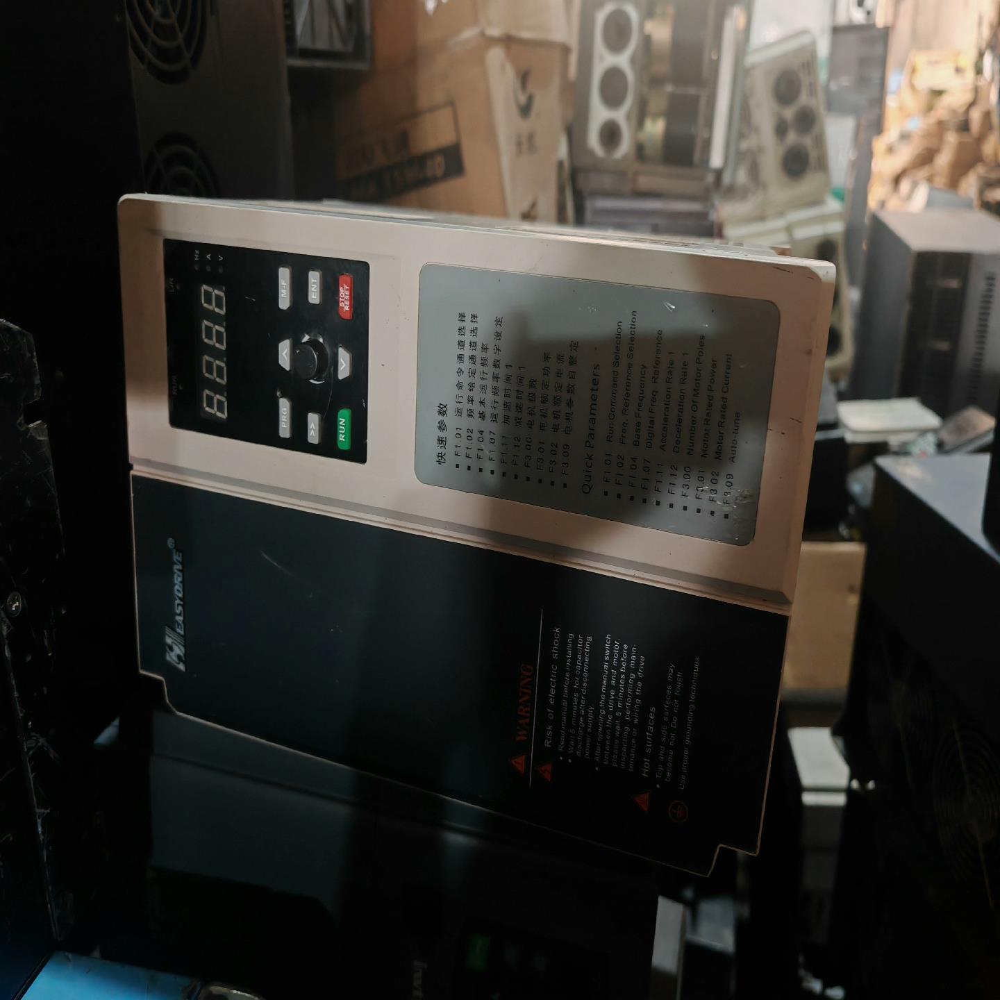 易驱变频器MODEL:GT210-4T0110G/4T015