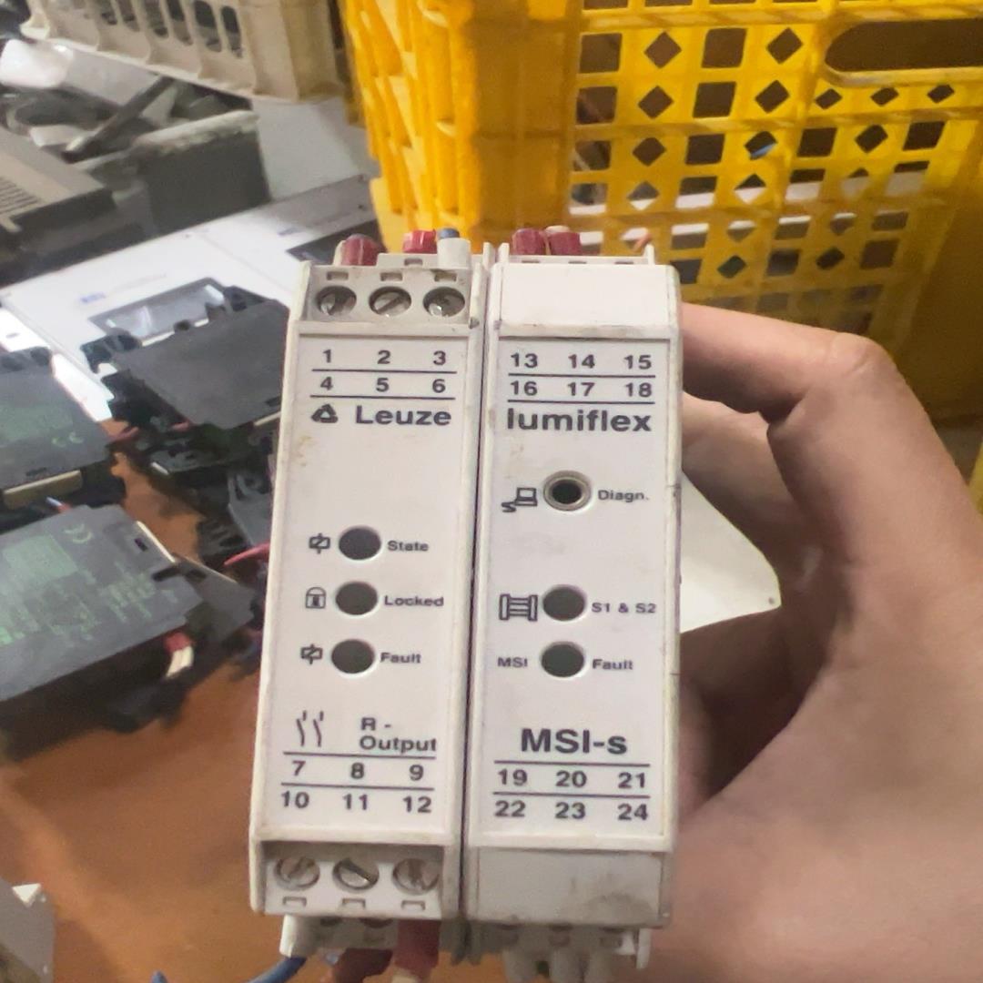 [德峰]Leuze lumiflex 549900拆机有需要的联系