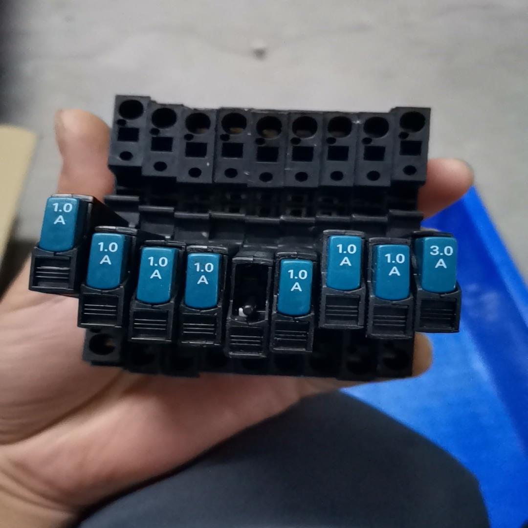 菲尼克斯phoenix 保险丝接线端子 ST4-FSⅠ/C订