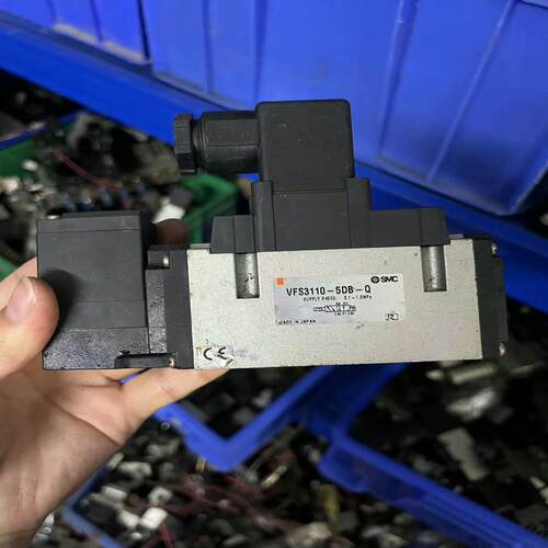SMC电磁阀：VFS3110-5DB-Q VFS32