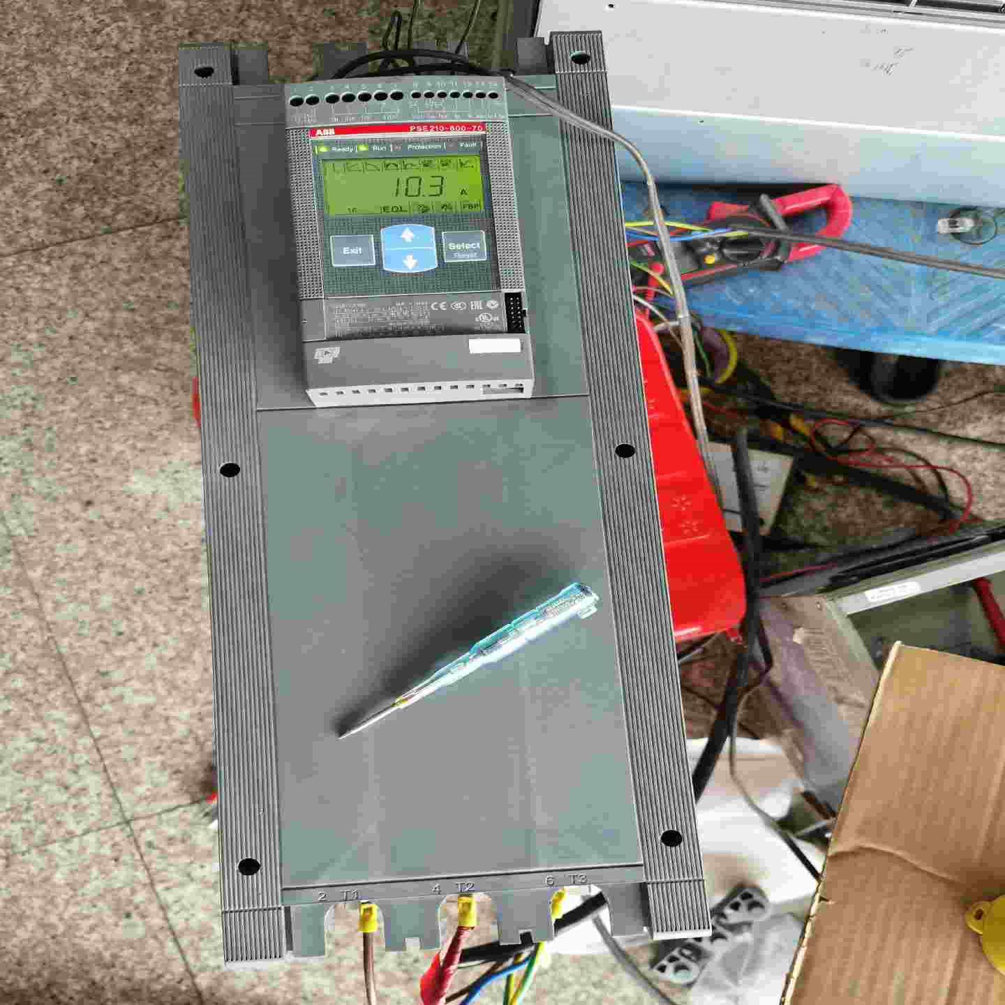 ABB软启动器，PSE210-600-70，安装脚裂了，都有(崽崽配件）