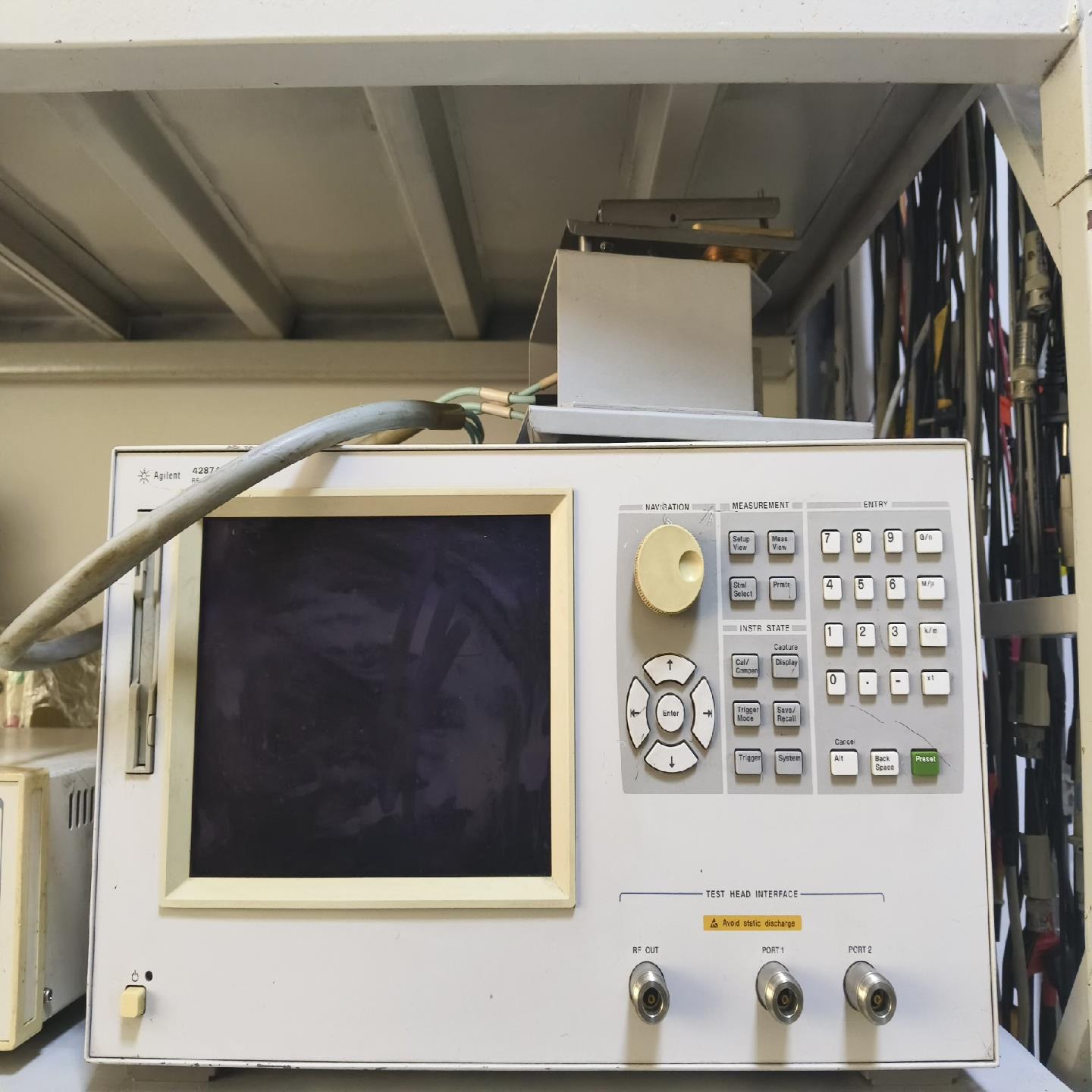 （设备配件）带Agilent4287ALcR测试仪，安捷伦功能测试 正座