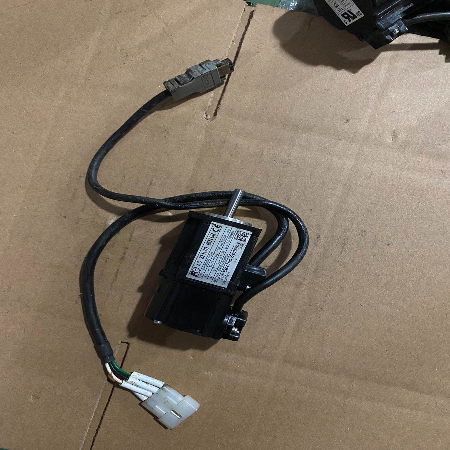 （设备配件）S8A伺服电机 -富士GYS500DC1