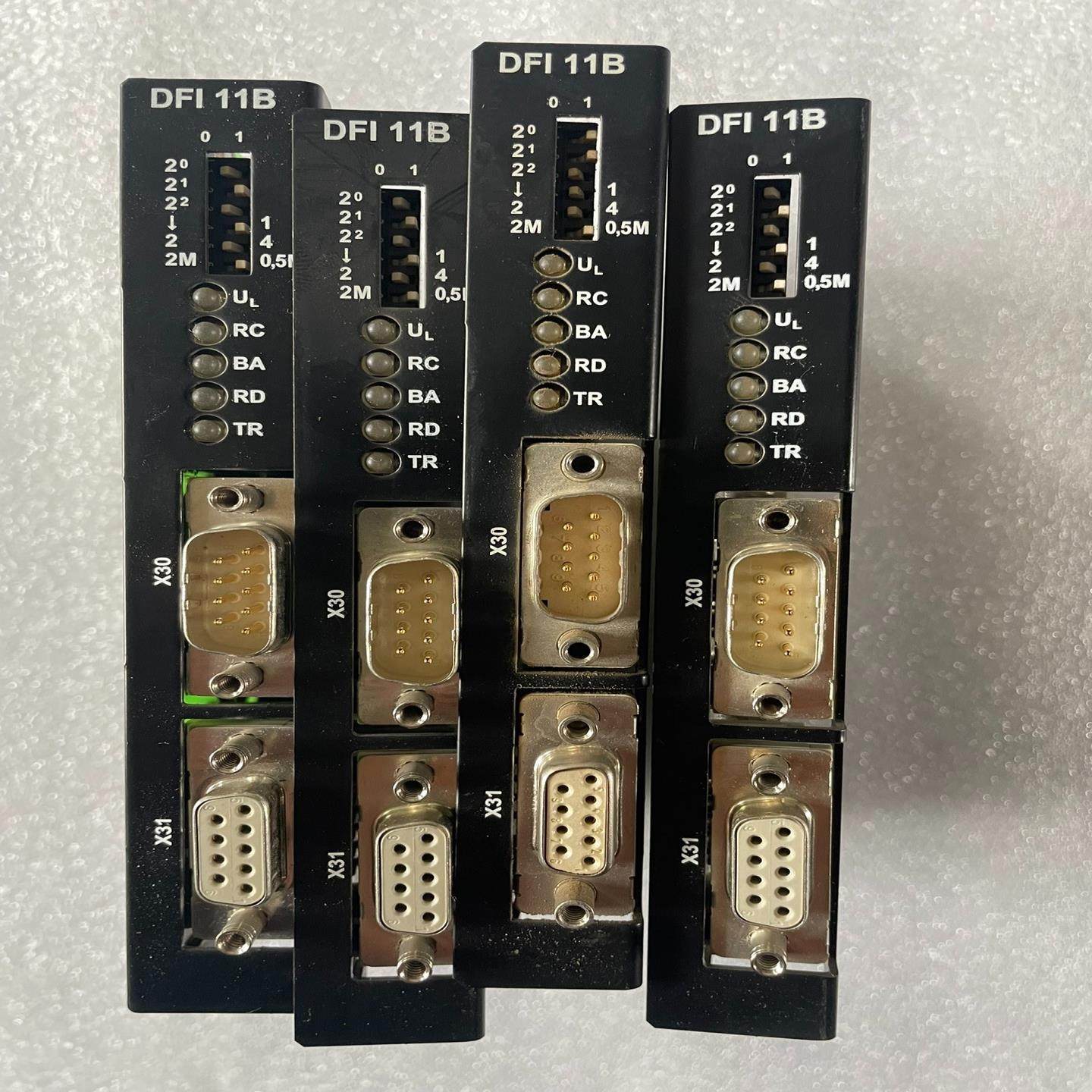 DFI11B通讯卡，实照现货，自有多张。
