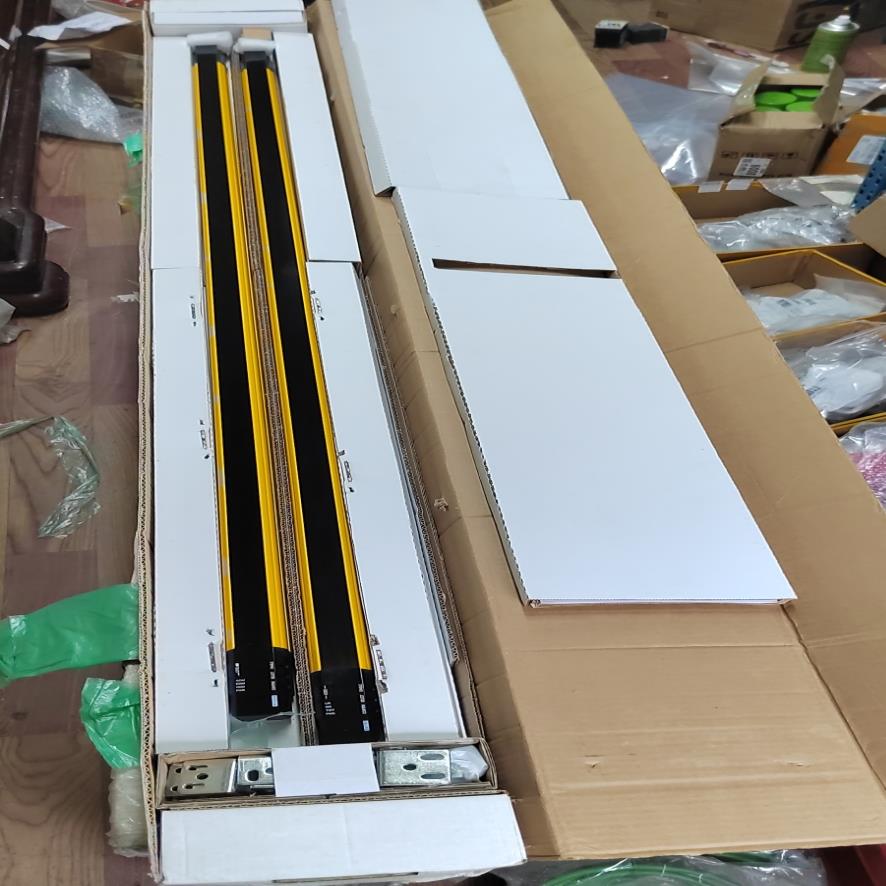 皮尔兹光栅op4H-A-30-150/1 631028原装正