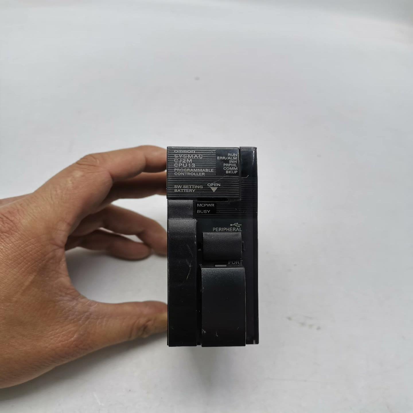 CJ2M-CPU13PLC2.1版本，已测试，功能完好