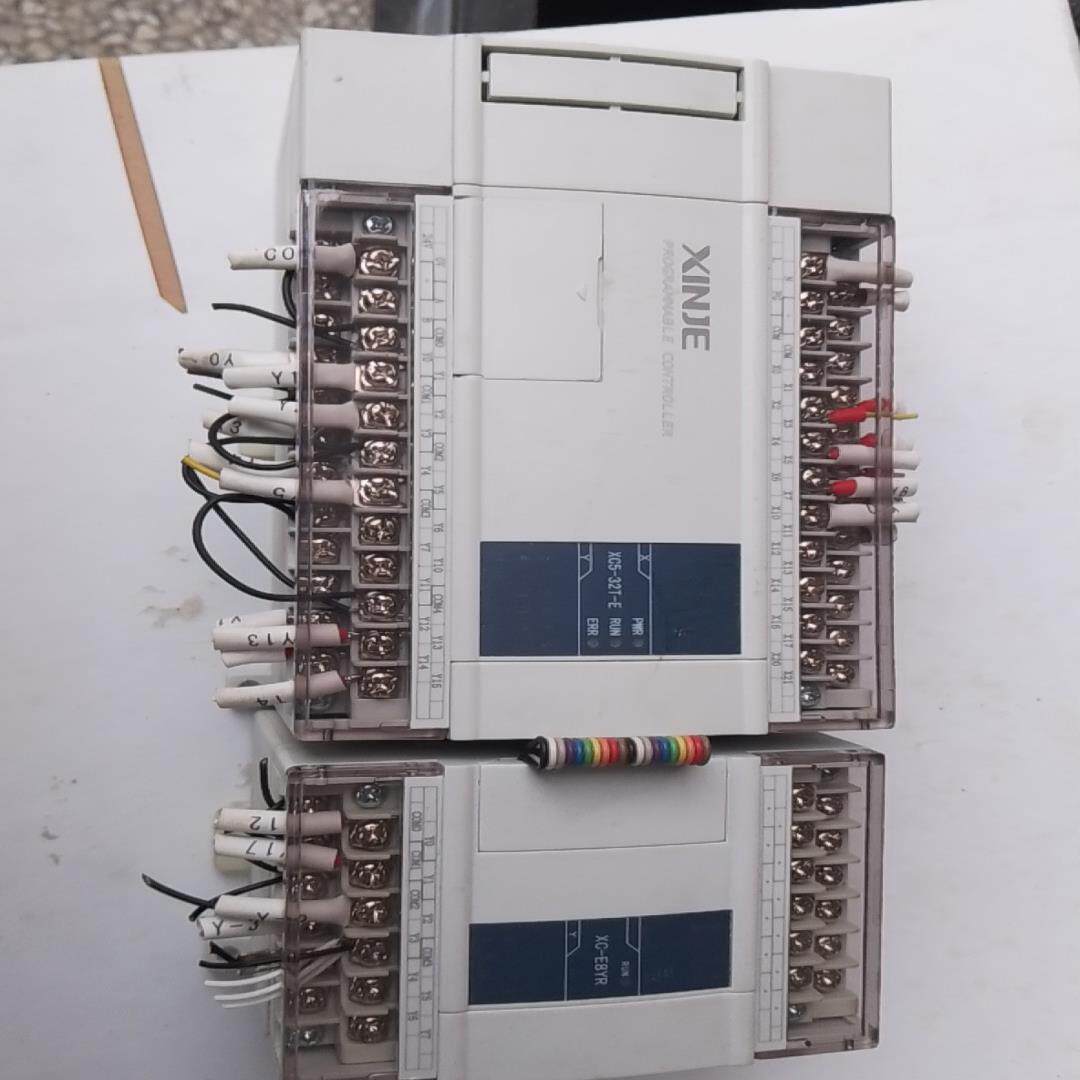 （议价）PLC一套 型号XC3-32R-E 扩展模块XC-E8Y