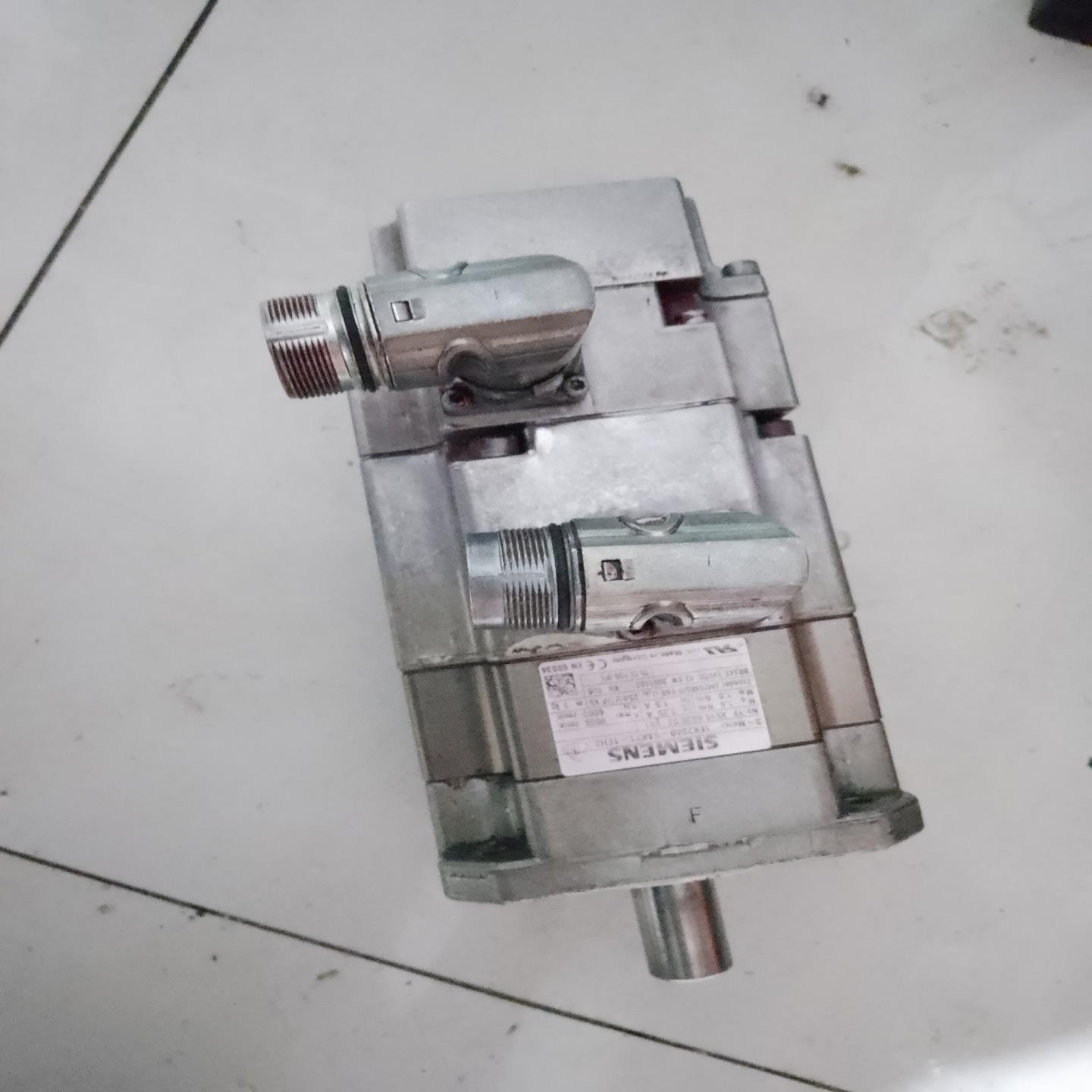 {雅致机械商行}西门子伺服电机1FK7040-5AK71-1EH2功能包