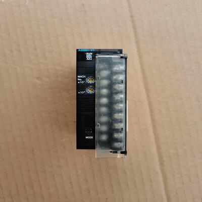 议~欧姆龙 CJ1W-AD081-V1  模拟量模块成色如