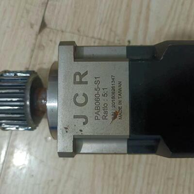 议~台湾JCR减速机1比5装配400W伺服电机九成新功能正常