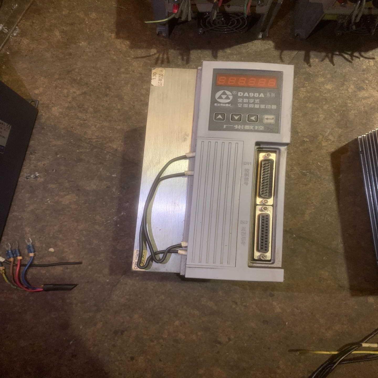 广数伺服驱动器DA98A-20,适配130电机7.5牛米,功~议价