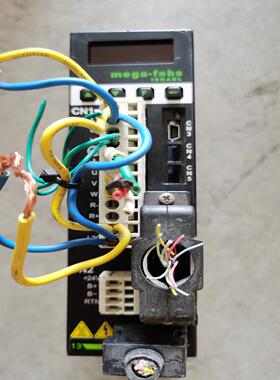 [德峰]0123mega上fabs拆机----S伺服驱动器D2A0银