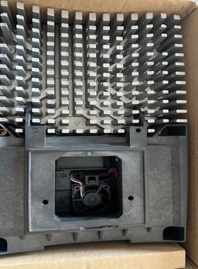 E82MV302-4B001  全新