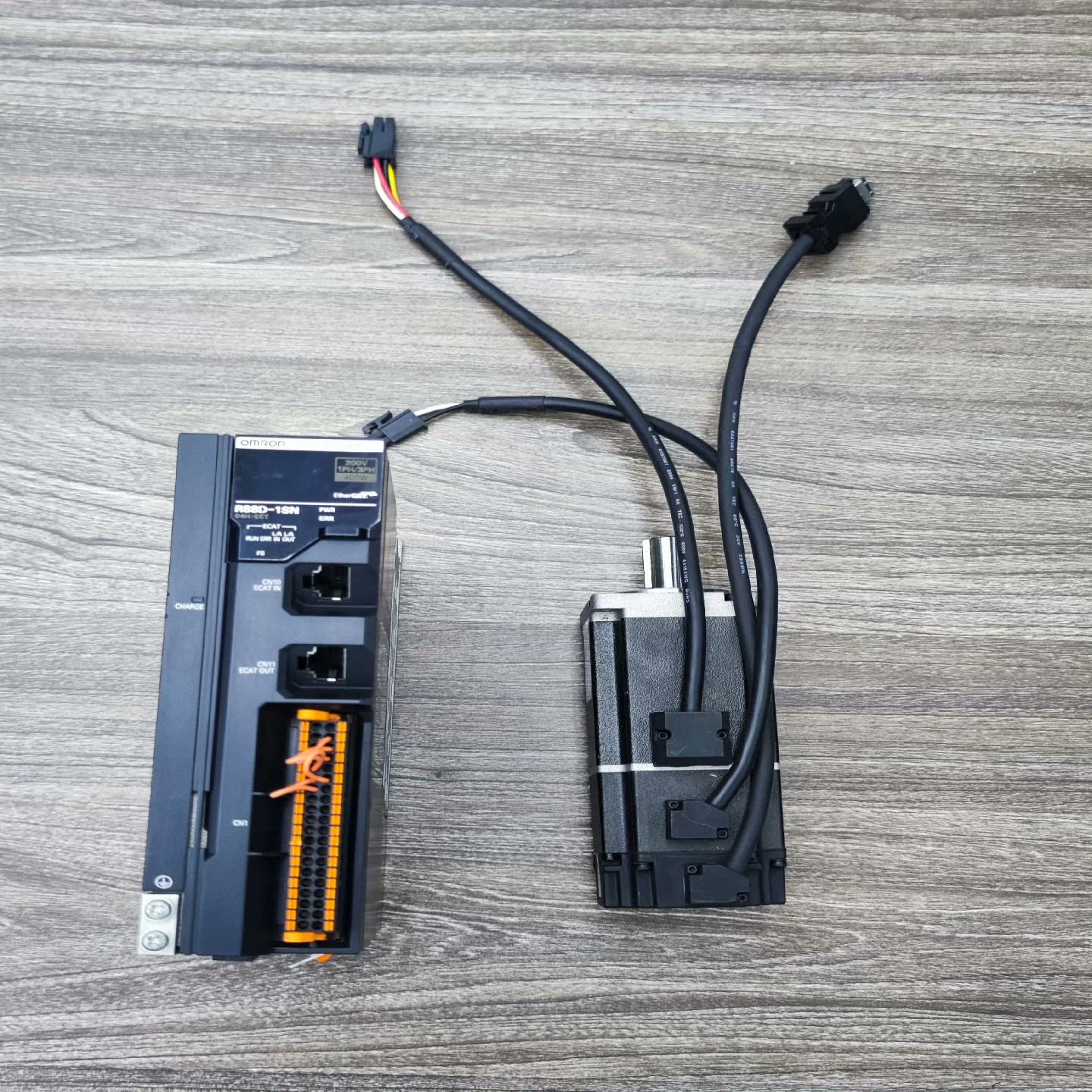 伺服驱动器型号：R88D-1SN04H-ECT-03