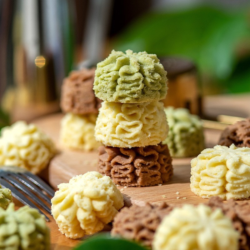 卜珂零点 雪花曲奇饼干礼盒铁罐装网红酥脆醇香饼干香醇410g