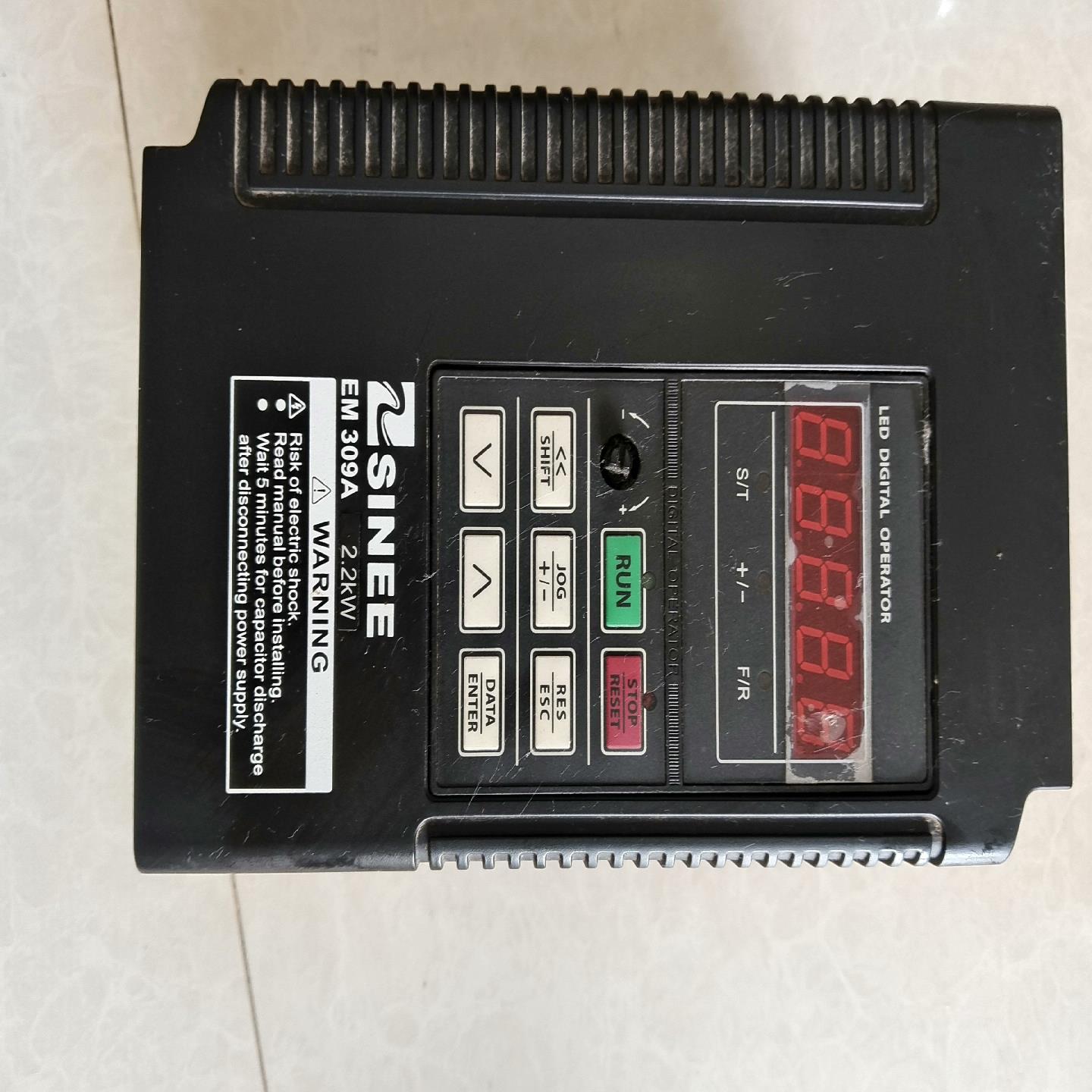 (设备配件)深圳正弦变频器EM309A-2R2-3AB