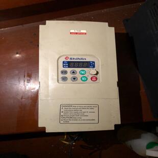 功能043 D正常K3.7变频器 SS3.7 千瓦仕林 德峰