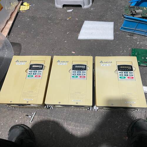 {莱茵电子商行}台达变频器VFD110F43A-G11KW380V成色如