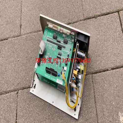 【荣强工控】CNC340A-WD  绕线机控制器，内部线路板有CNC32