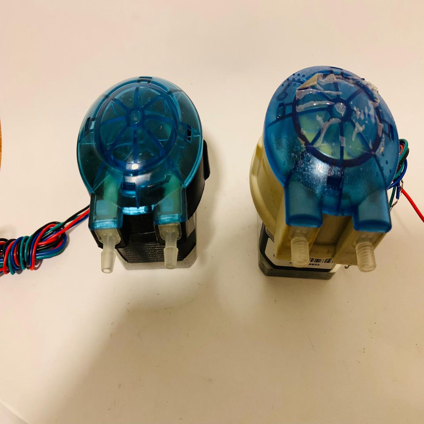 (设备配件)华厚天成蠕动泵(带电机),拆机件,完全可以正