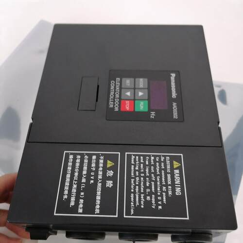 门机变频器AAD0302DKT01电梯门机盒控制器，安装