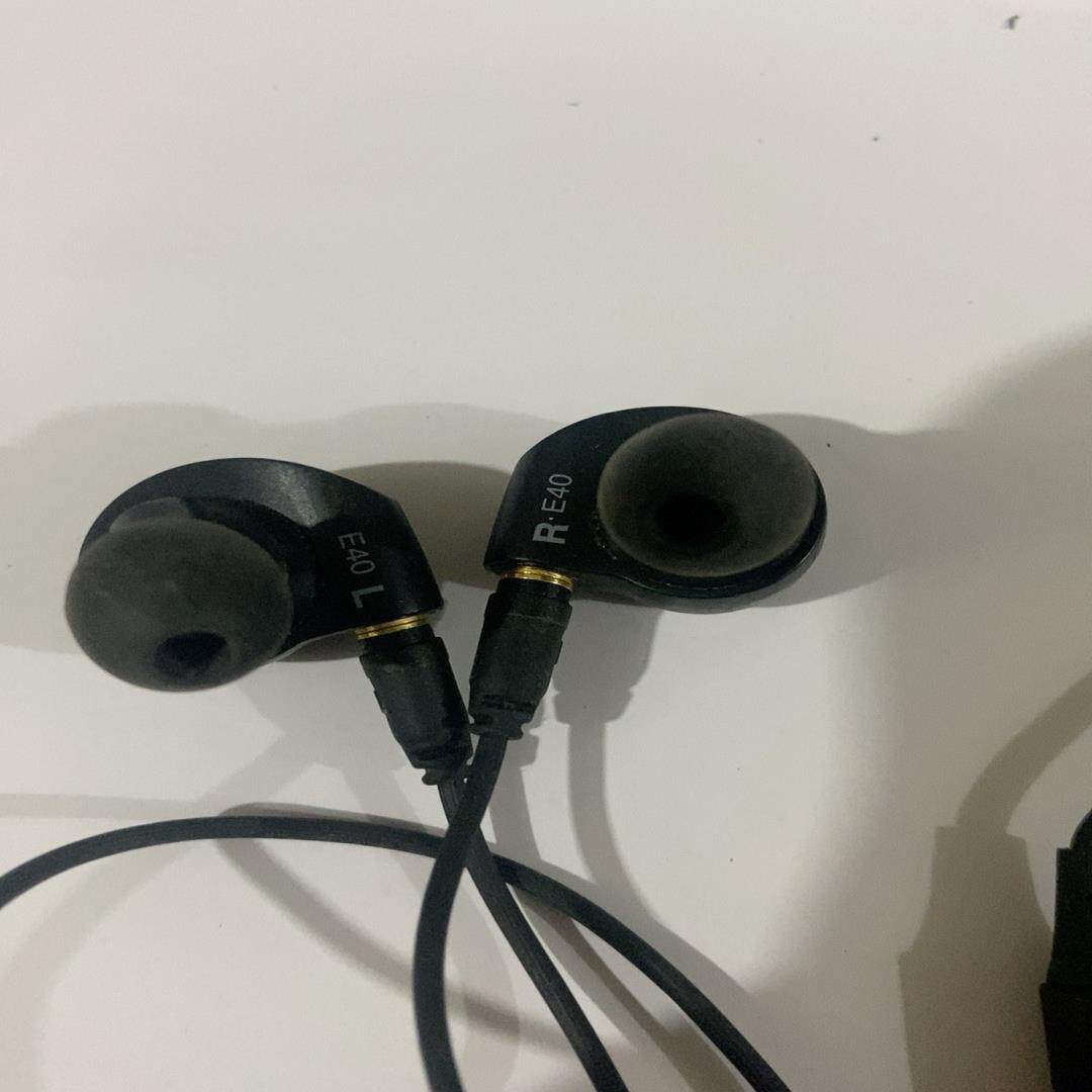 [德峰]铁三角 ath-e40 功能正常
