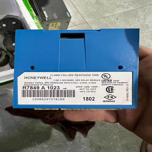 [德峰]放大器霍尼韦尔R7849A1023   一片